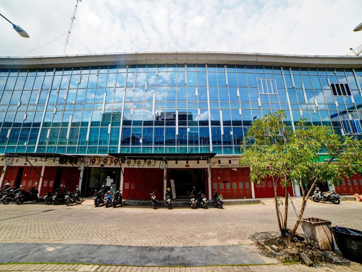 Oyo 91211 Mega Comfort Guest House Medan Exteriér fotografie