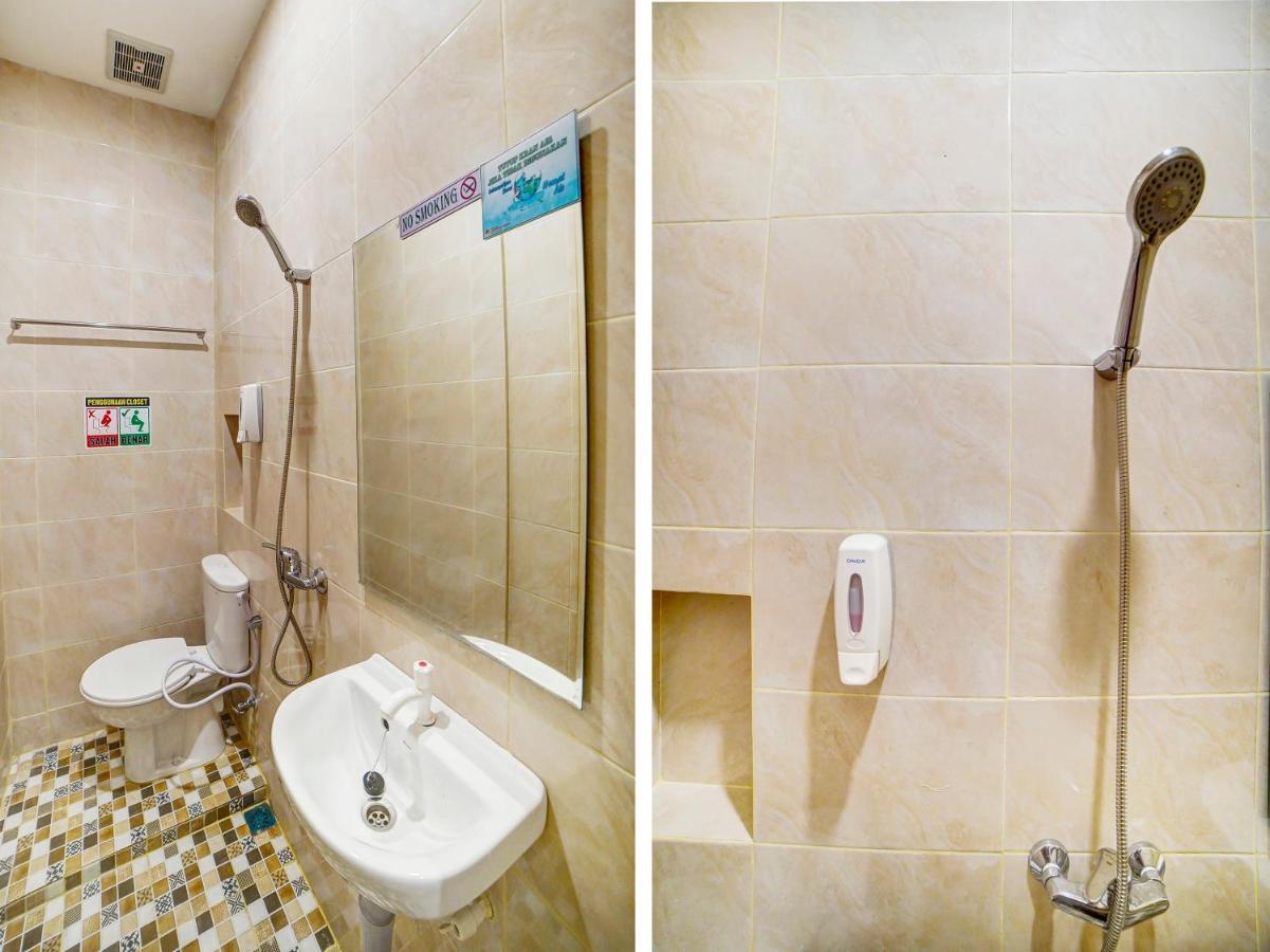 Oyo 91211 Mega Comfort Guest House Medan Exteriér fotografie